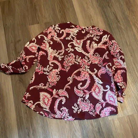 Croft & barrow women’s blouse size petite large, button down - Picture 4 of 5